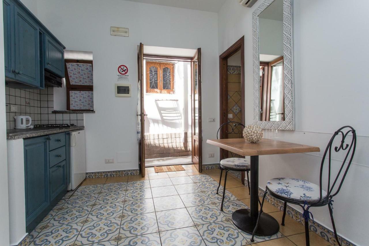 Diana Brown B&B Affittacamere Lipari (Isola Lipari) Exterior foto